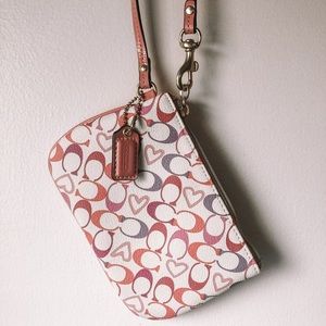 🌸PERFECT MOTHERS DAY GIFT🌸 Coach Wristlet